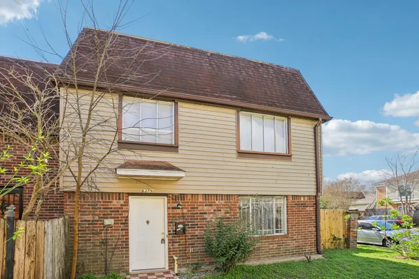 $1,500 | 8379 La Roche Lane, Houston, TX 77036