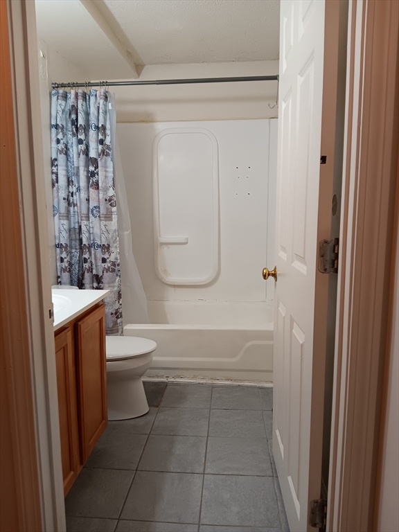 260 Fountain Street, Unit C8 Fall River, MA 02721 - Photo 3 of 14 Gallery Image 3