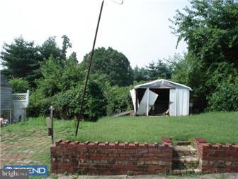1316 Farrington Road Philadelphia, PA 19151 - Photo 11 of 12 Exterior Back