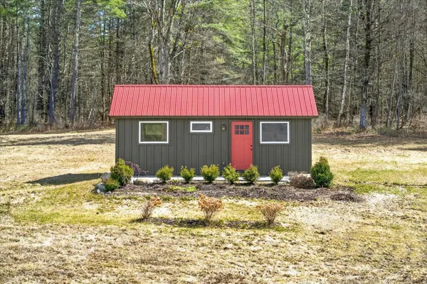$895,000 | 316 Elm Hill Drive, Clarendon, VT 05759