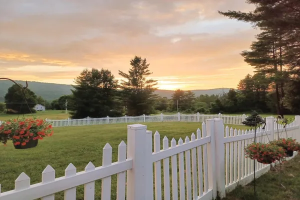 $895,000 | 316 Elm Hill Drive, Clarendon, VT 05759