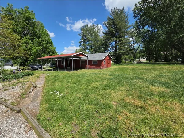 $59,900 | 107 Christian Street, Worthington, IN 47471