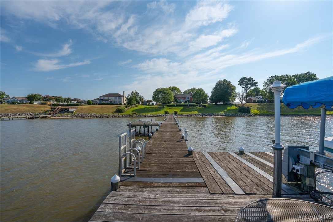 355 Daingerfield Road Tappahannock, VA 22560 - Photo 7 of 49 Gallery Image 7