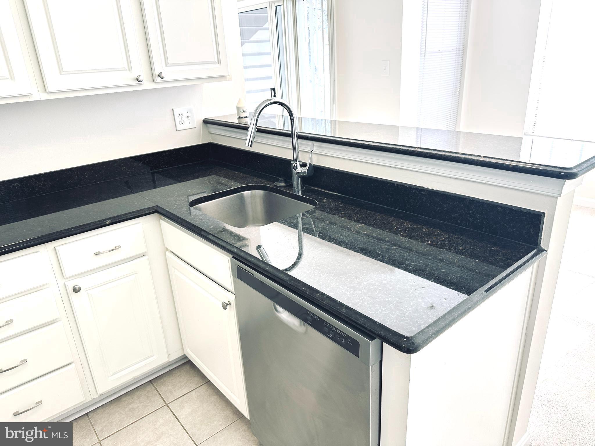 119 Timberbrook Lane, Unit 201 Gaithersburg, MD 20878 - Photo 9 of 18