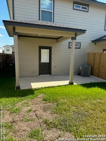 $1,650 | 8431 Via Verona, Unit 104, San Antonio, TX 78227