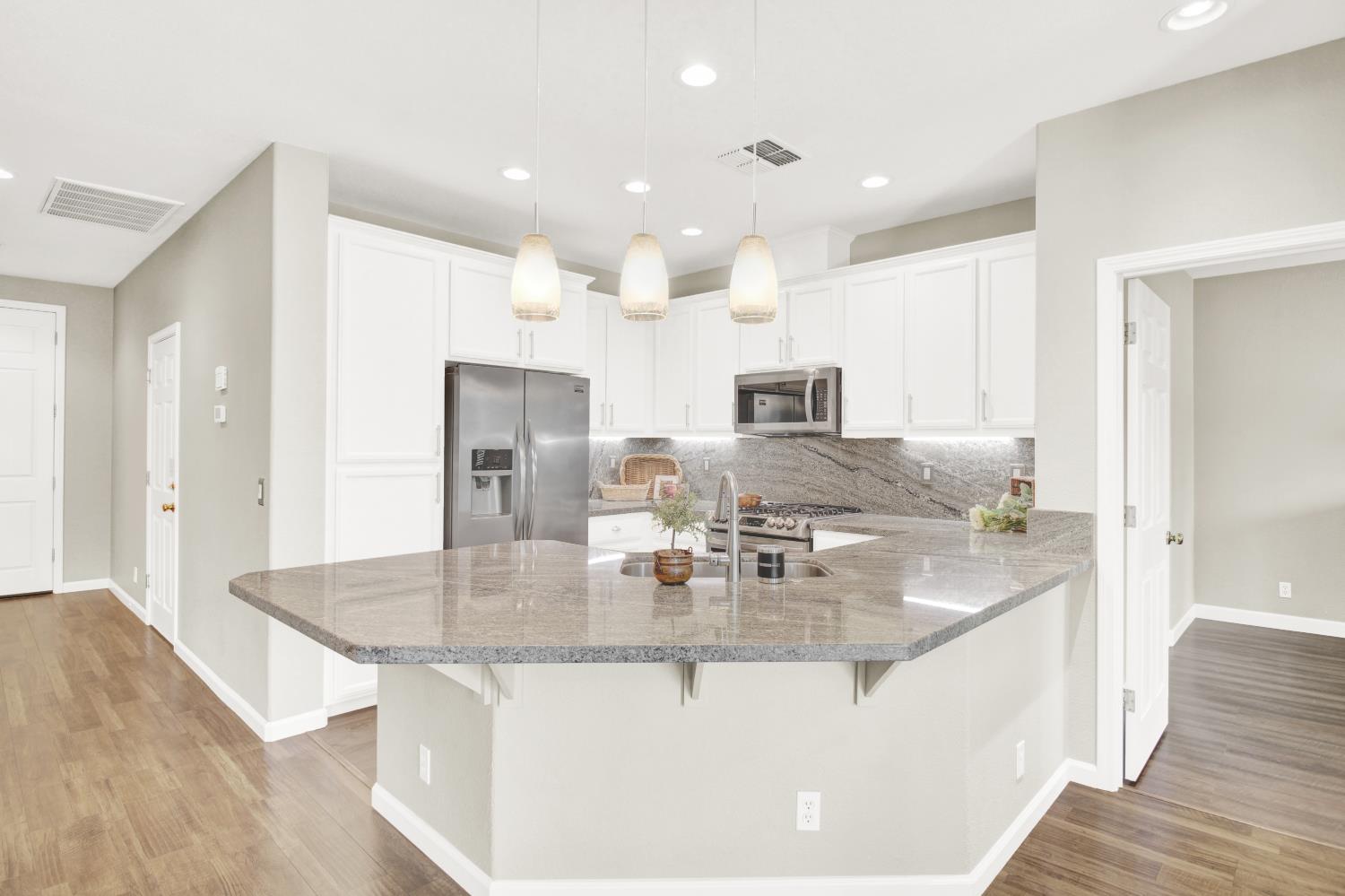 541 Boesch Drive Ripon, CA 95366 - Photo 9 of 29