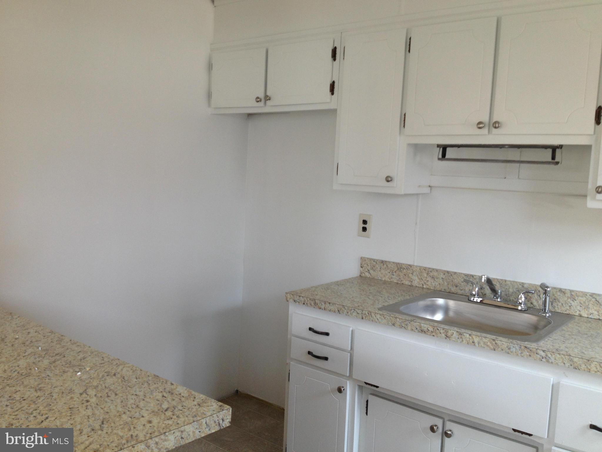 1816 Ellinwood Road Baltimore, MD 21237 - Photo 3 of 12 Kitchen