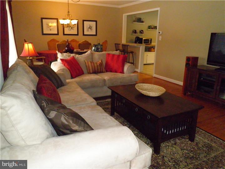 210 South Brookfield Road Cherry Hill, NJ 08034 - Photo 3 of 18 Gallery Image 3