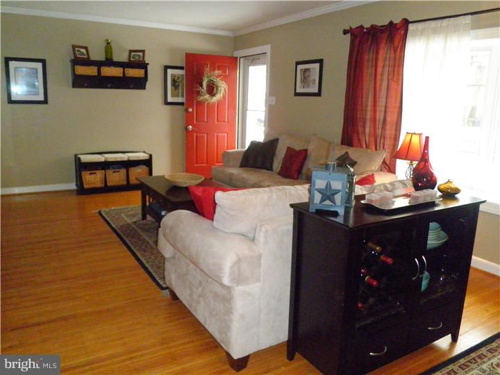 210 South Brookfield Road Cherry Hill, NJ 08034 - Photo 4 of 18 Gallery Image 4