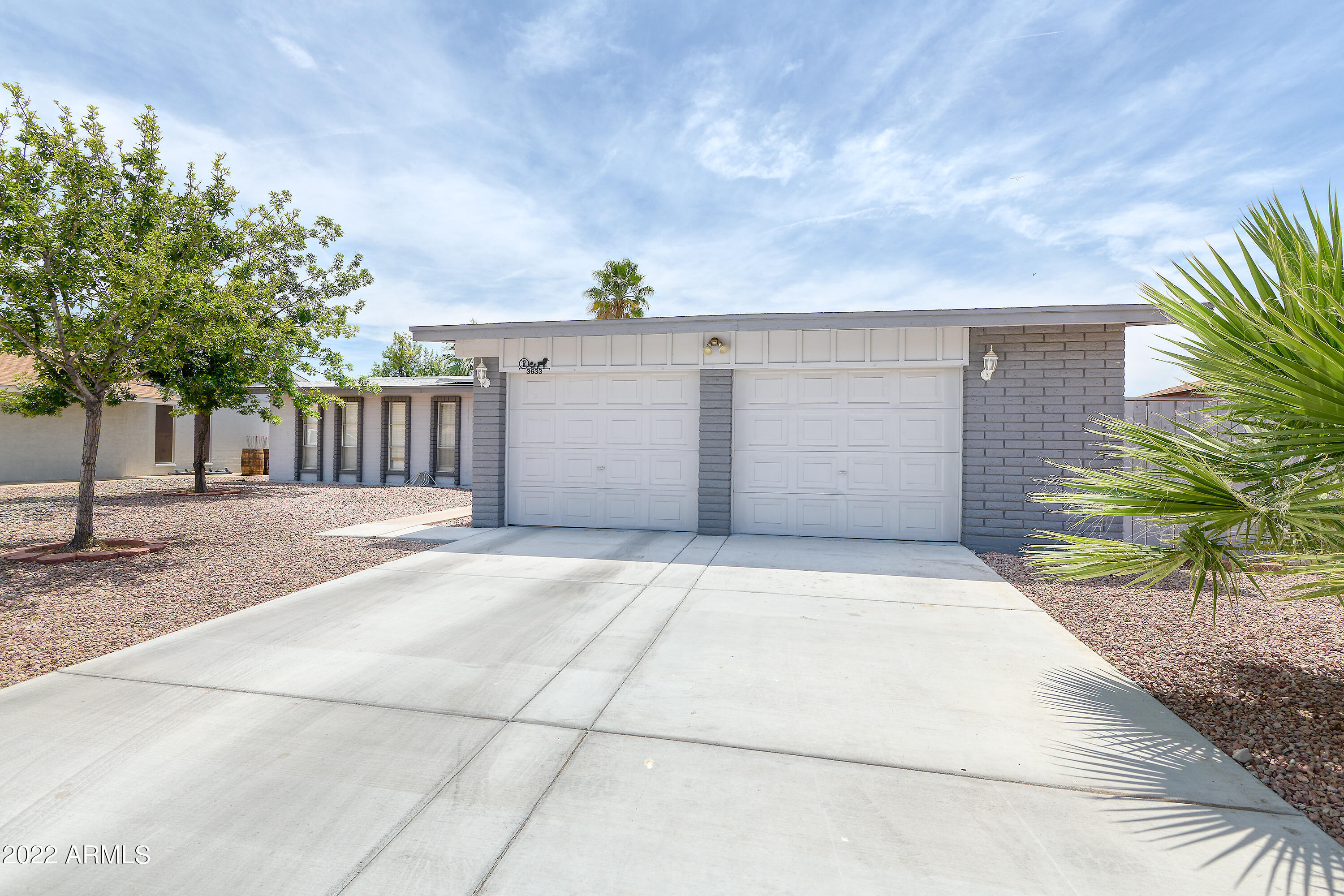 3633 West Bloomfield Road Phoenix, AZ 85029 - Photo 1 of 19 Large driveway