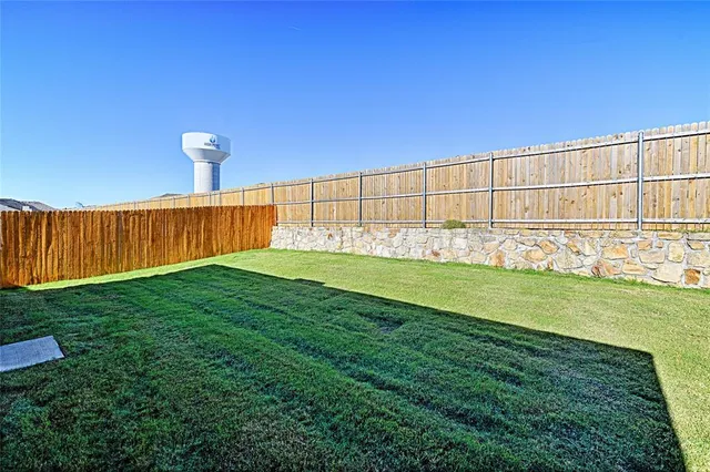 $2,000 | 1213 Falcon Hts Drive, Forney, TX 75126