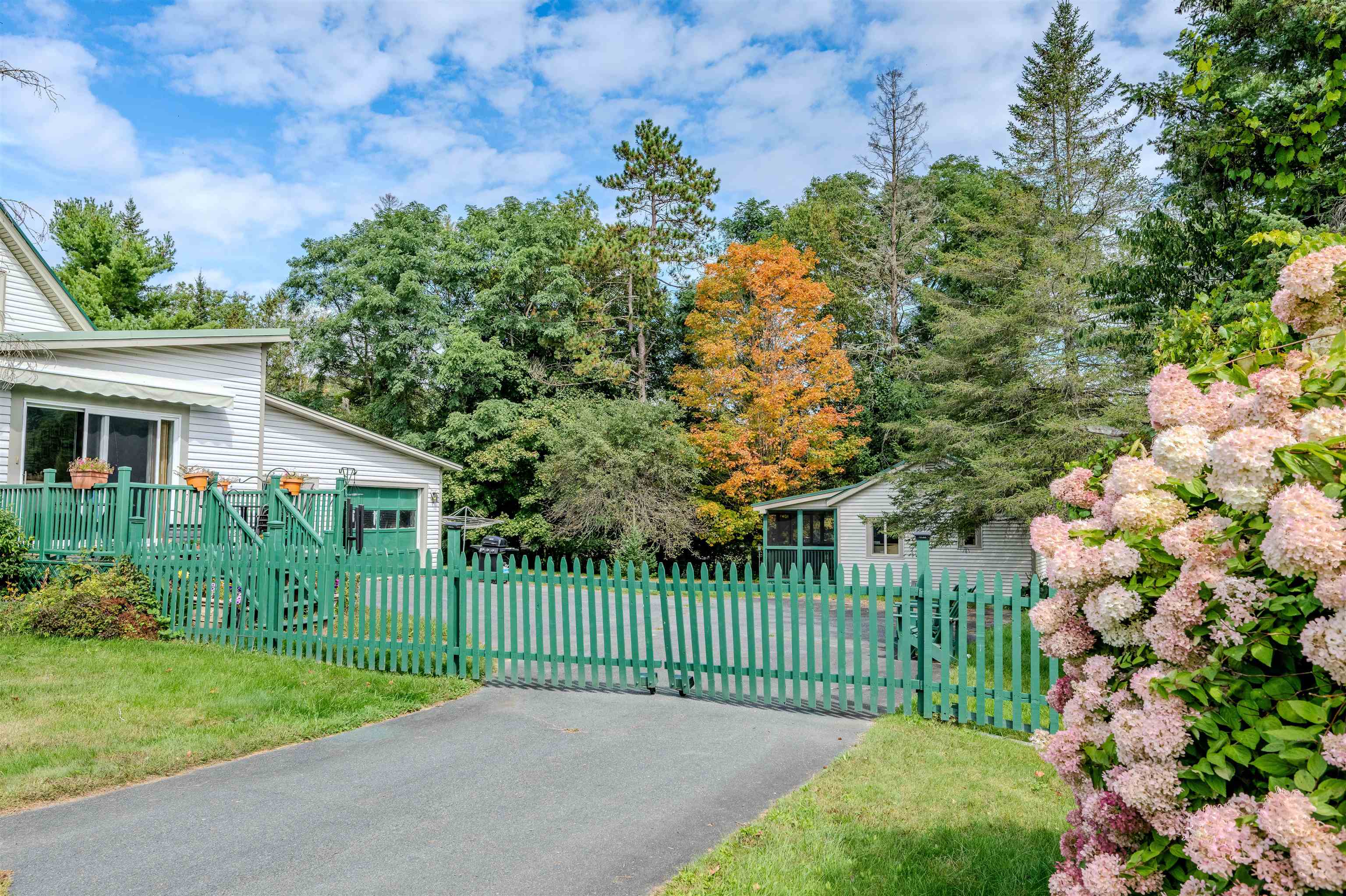 279 Plains Road Monroe, NH 03771 - Photo 5 of 45 Gallery Image 5