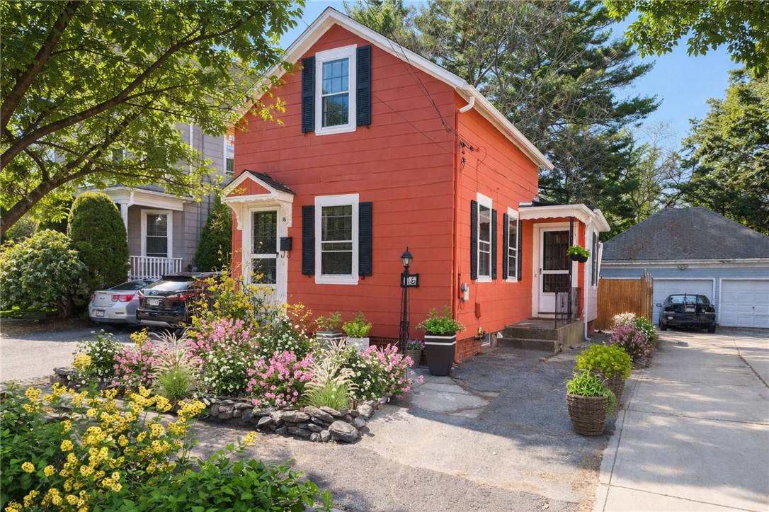 15 11th Street Providence, RI 02906 - Photo 2 of 11 Image Virtually Staged