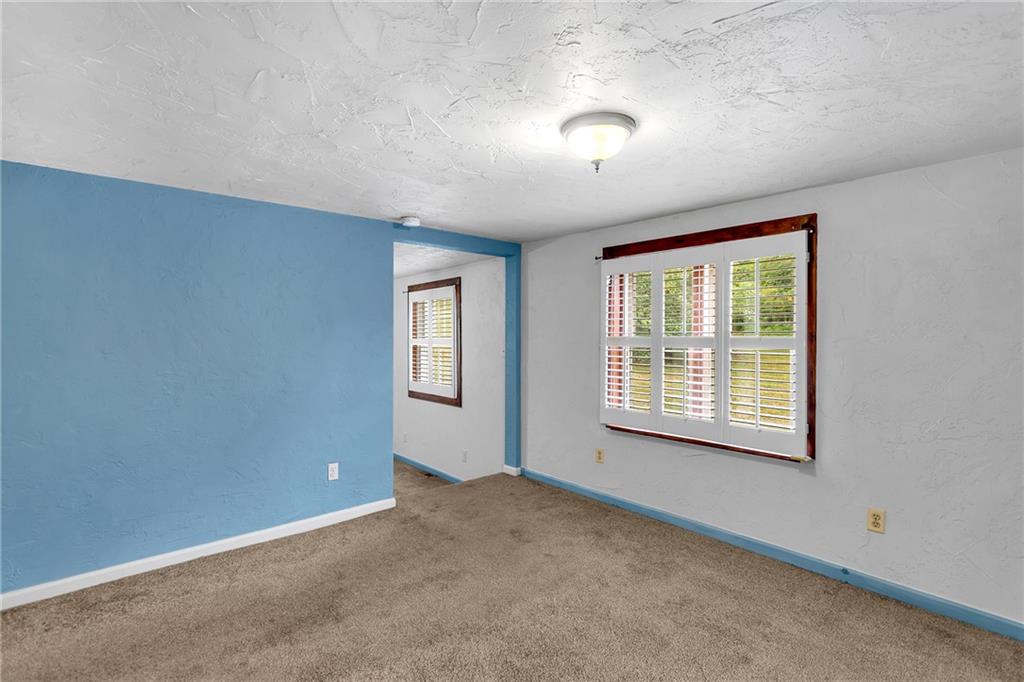 2665 Berlin Farm Road Export, PA 15632 - Photo 34 of 39 an empty room with a window