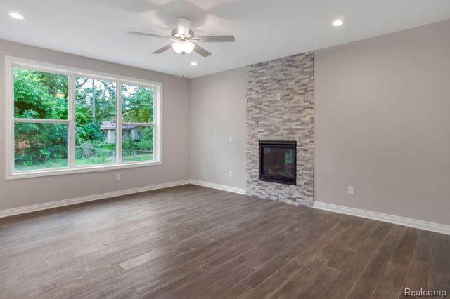2954 Hessel Avenue Rochester Hills, MI 48307 - Photo 11 of 31