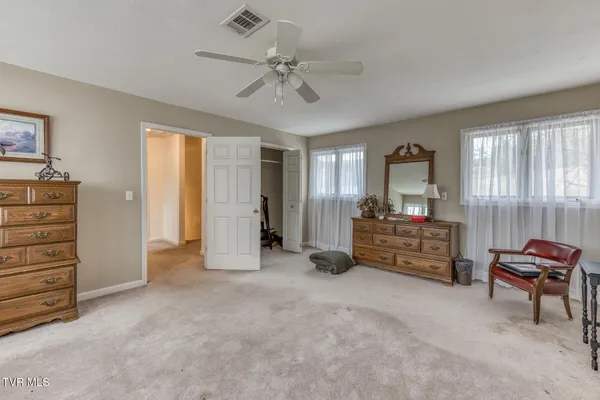 $775,000 | 306 Burley Shouns Lane, Mountain City, TN 37683