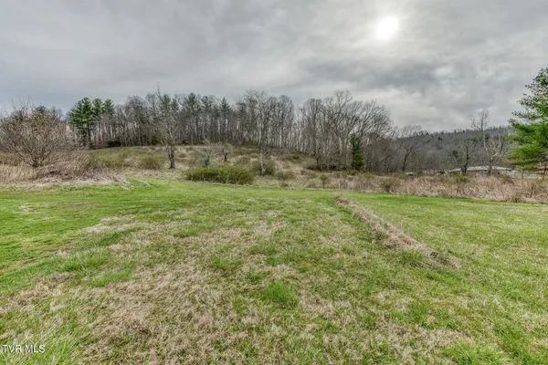 $775,000 | 306 Burley Shouns Lane, Mountain City, TN 37683