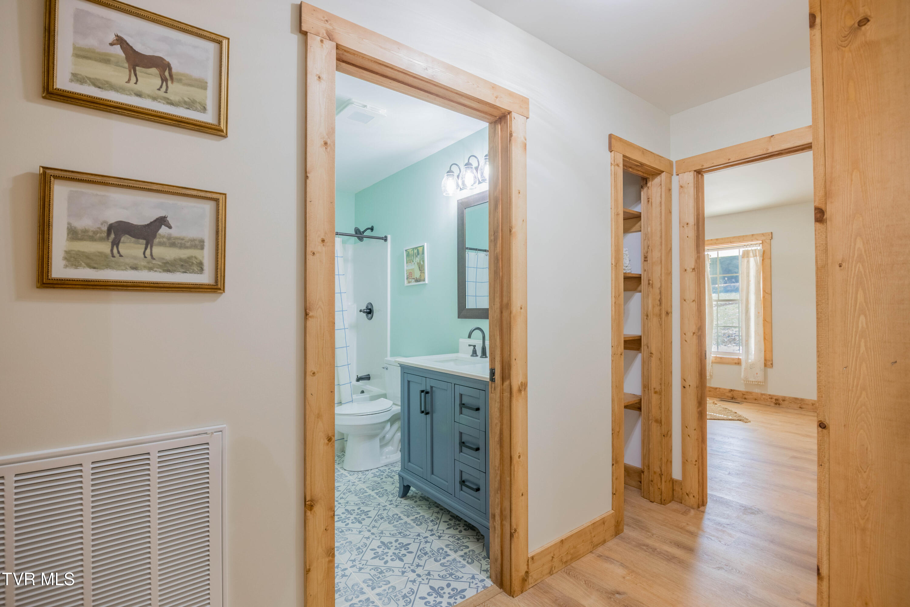 350 Possum Creek Road Greeneville, TN 37743 - Photo 13 of 34 087A0559-HDR