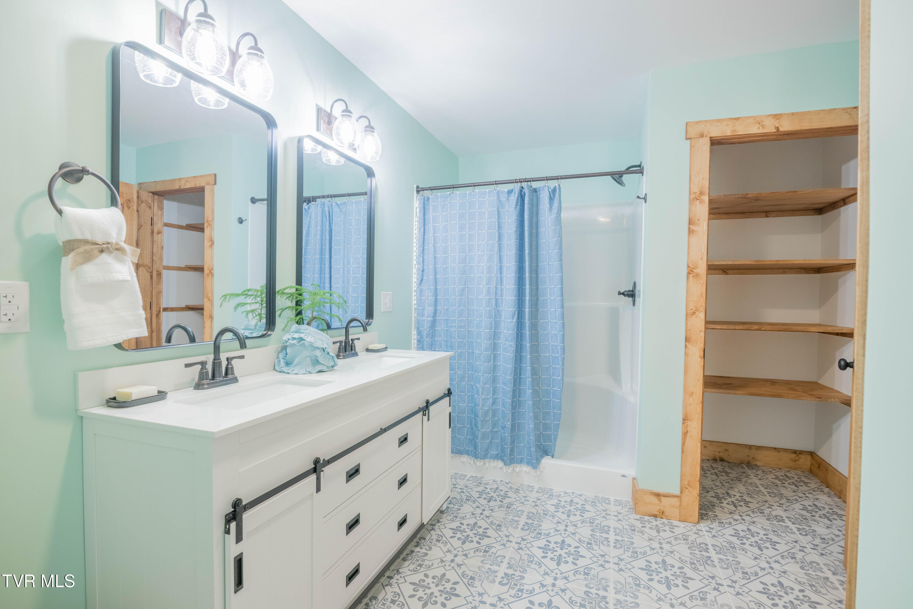 350 Possum Creek Road Greeneville, TN 37743 - Photo 22 of 34 087A0598-HDR