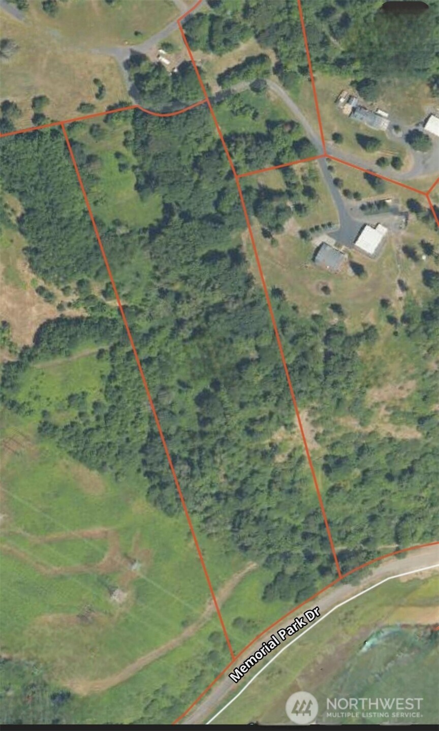 106 Bridgeview Lane Longview, WA 98632 - Photo 2 of 11 a view of a yard