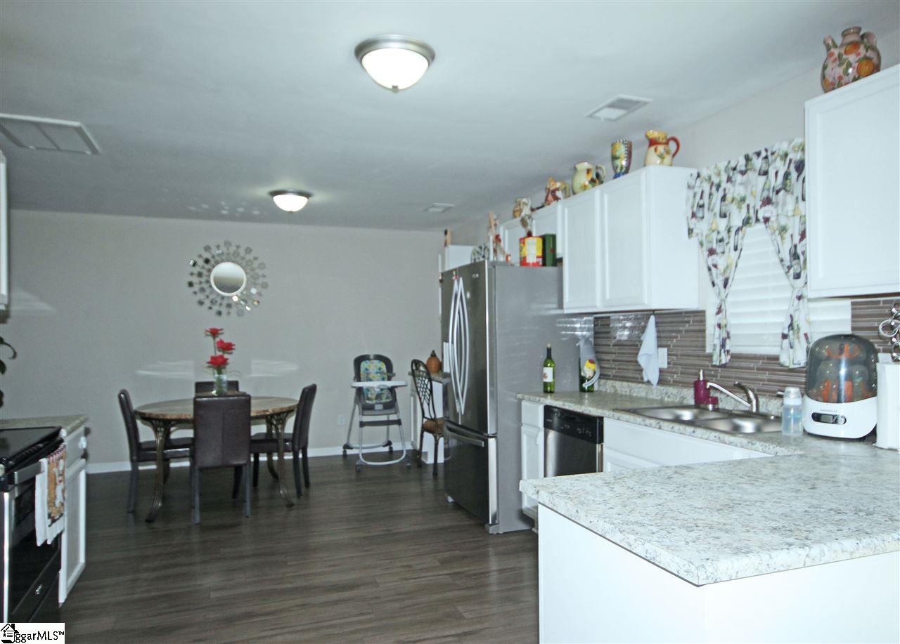 9 Crossbow Way Greenville, SC 29607 - Photo 6 of 19 Gallery Image 6