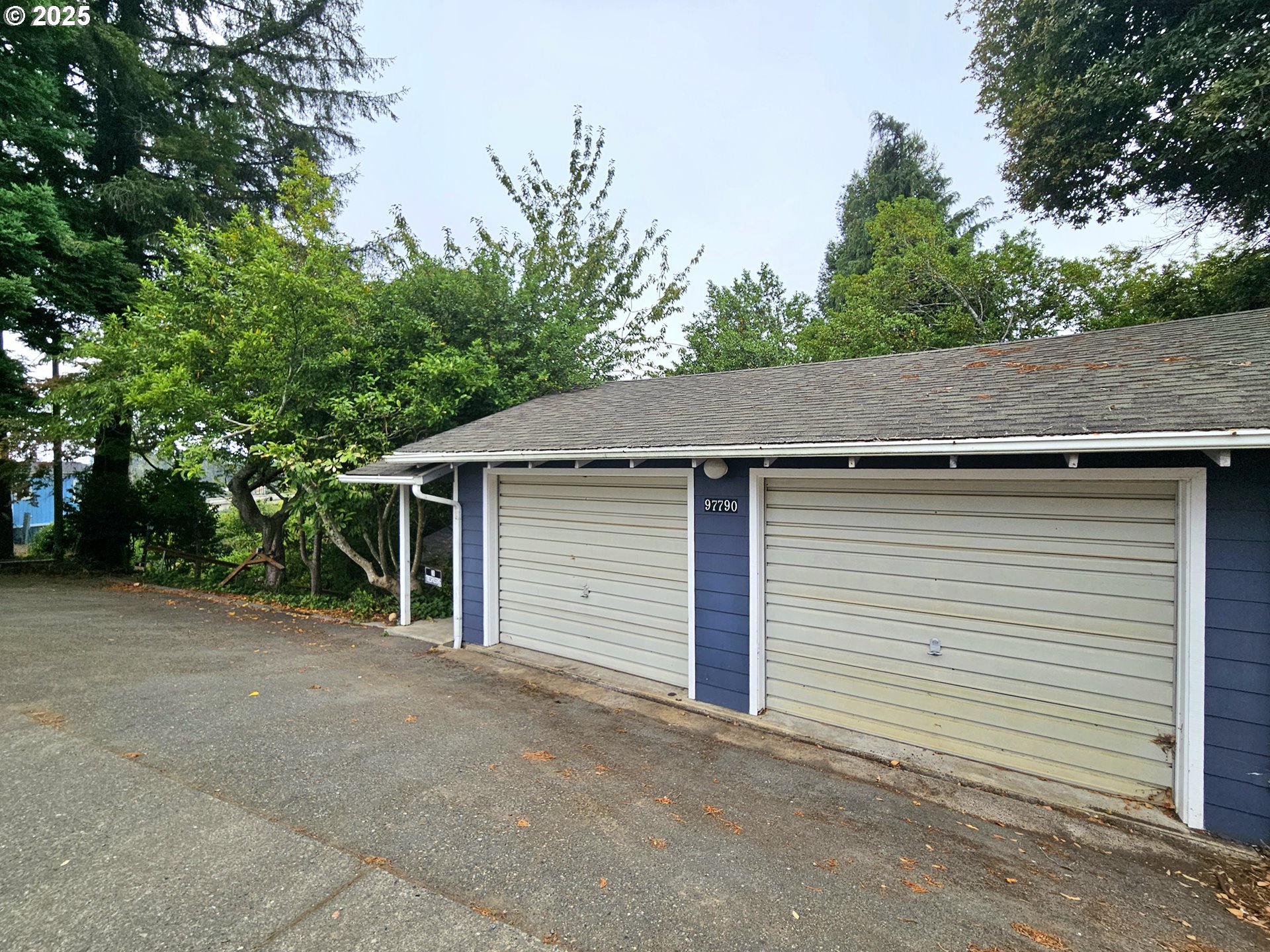 97790 South Bank Chetco River Road Brookings, OR 97415 - Photo 12 of 35 Gallery Image 12