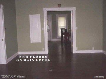 663 South Kern Road Fowlerville, MI 48836 - Photo 12 of 18 NEWFLOORS.jpg