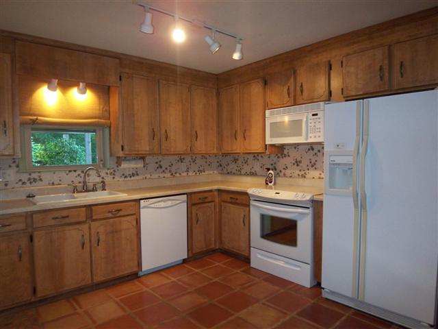 208 Windemere Way Anderson, SC 29625 - Photo 5 of 25 Gallery Image 5