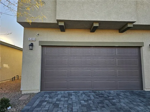 $2,650 | 5409 White Butterfly Street, Las Vegas, NV 89113