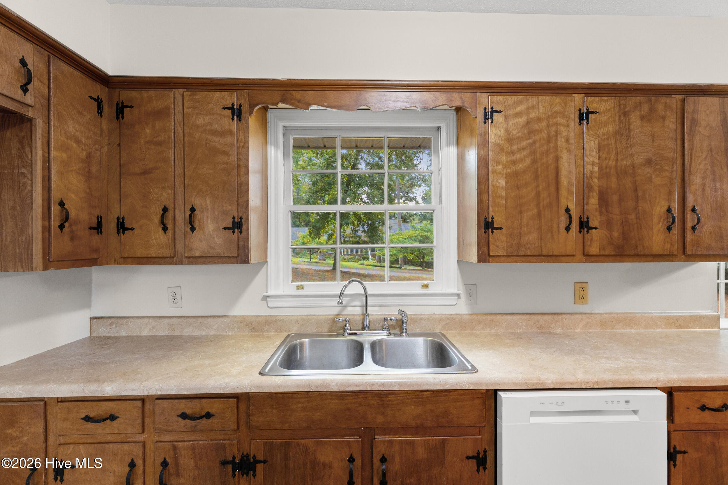 815 Rutledge Road Southwest Aiken, SC 29801 - Photo 14 of 31 Gallery Image 14