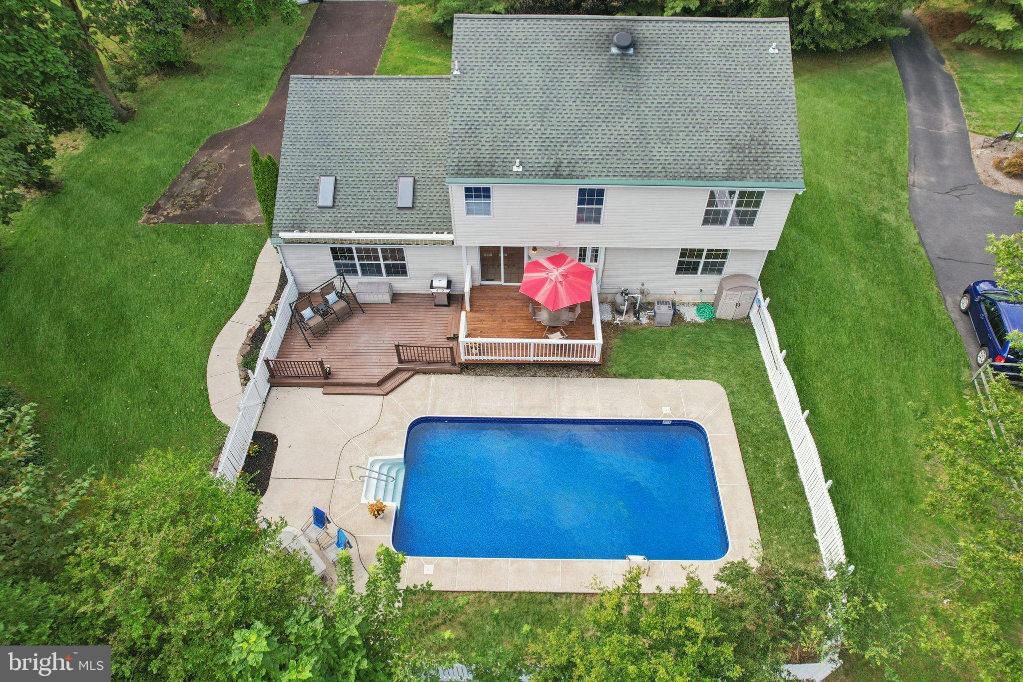 821 West Orvilla Road Hatfield, PA 19440 - Photo 58 of 64 an aerial view of a house having yard