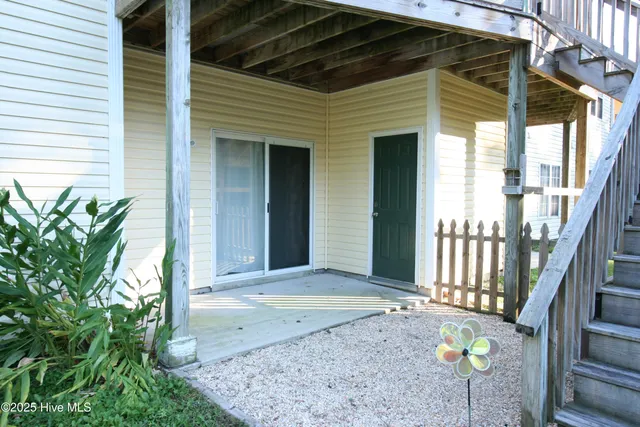 $1,525 | 4613 McClelland Drive, Unit F104, Wilmington, NC 28405