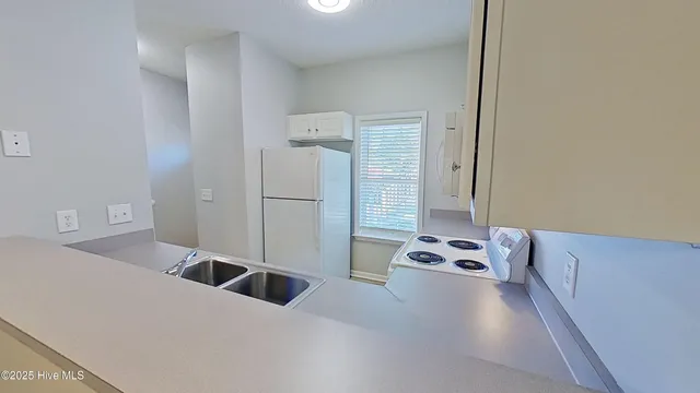 $1,525 | 4613 McClelland Drive, Unit F104, Wilmington, NC 28405