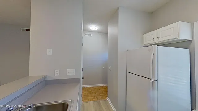 $1,525 | 4613 McClelland Drive, Unit F104, Wilmington, NC 28405