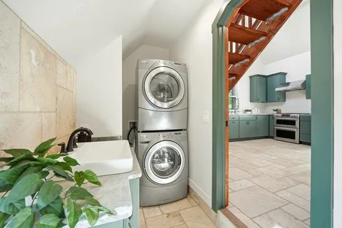 $2,198,000 | 11265 Canyon Drive, San Jose, CA 95127