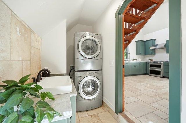 $2,198,000 | 11265 Canyon Drive, San Jose, CA 95127