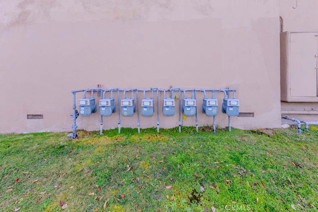 902 South Fann Street Anaheim, CA 92804 - Photo 14 of 31 a view of a back yard