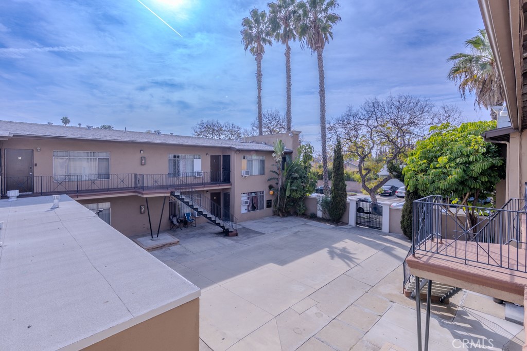 902 South Fann Street Anaheim, CA 92804 - Photo 25 of 31 a view of a house with backyard and sitting area