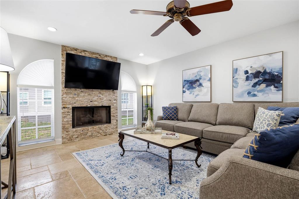 9149 Maple Court Seminole, FL 33777 - Photo 14 of 32