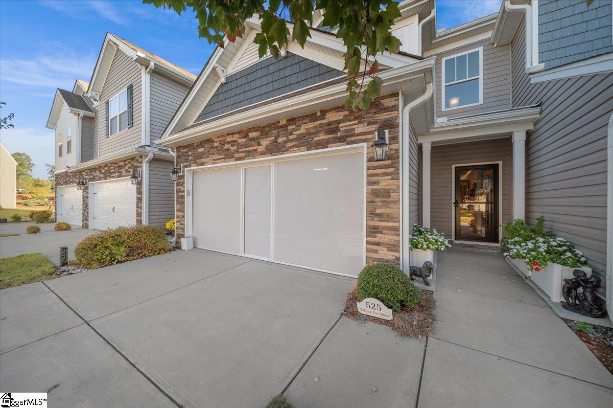 525 Yellow Fox Road Greer, SC 29650 - Photo 1 of 42 Gallery Image 1