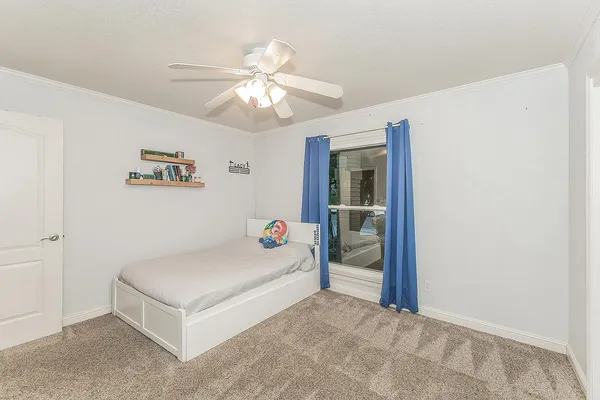 $685,000 | 286 East Everglade Avenue, Fresno, CA 93720