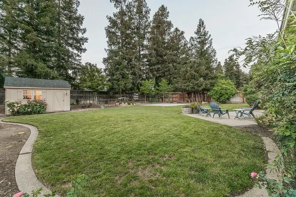 $685,000 | 286 East Everglade Avenue, Fresno, CA 93720