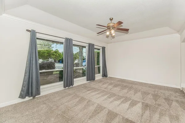 $685,000 | 286 East Everglade Avenue, Fresno, CA 93720