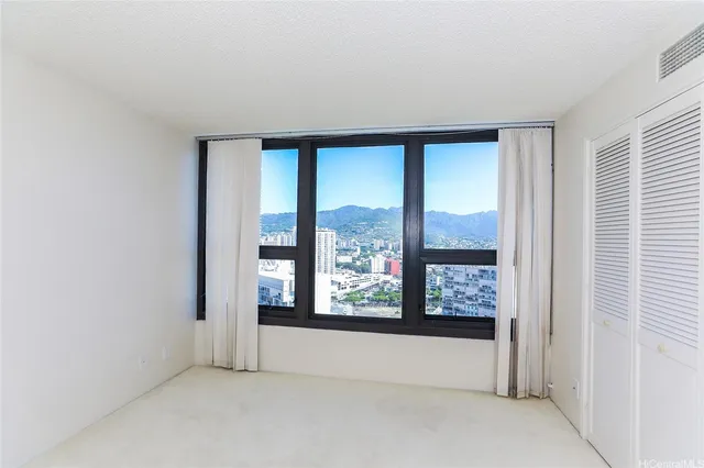 $3,900 | 1650 Ala Moana Boulevard, Unit 2611, Honolulu, HI 96815
