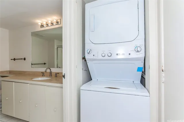 $3,900 | 1650 Ala Moana Boulevard, Unit 2611, Honolulu, HI 96815