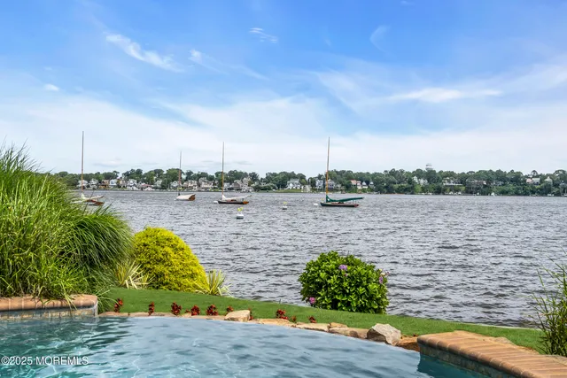 $3,895,000 | 99 Holly Lane, Bayville, NJ 08721