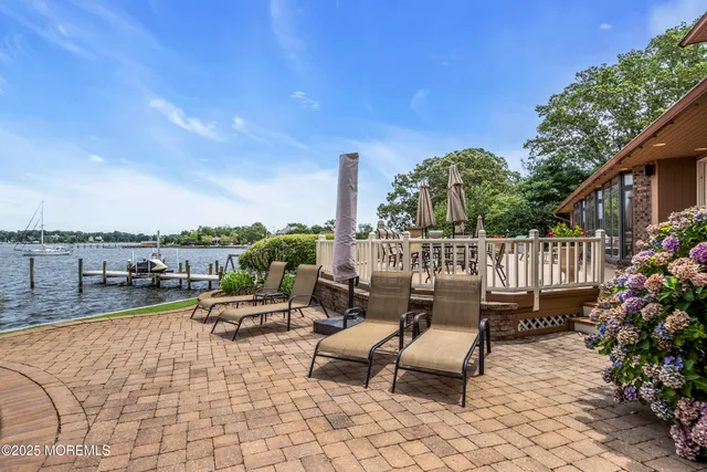 $3,895,000 | 99 Holly Lane, Bayville, NJ 08721