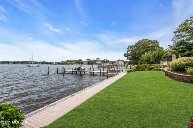$3,895,000 | 99 Holly Lane, Bayville, NJ 08721