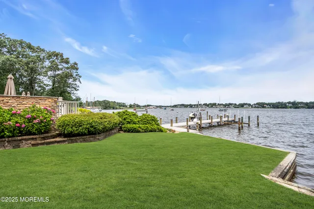 $3,895,000 | 99 Holly Lane, Bayville, NJ 08721