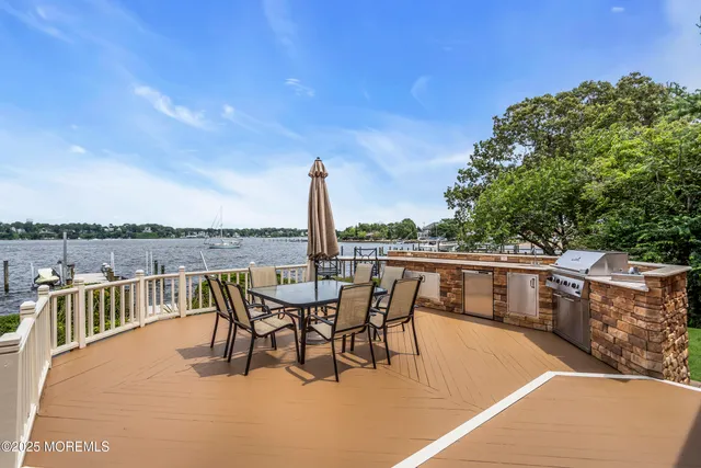 $3,895,000 | 99 Holly Lane, Bayville, NJ 08721